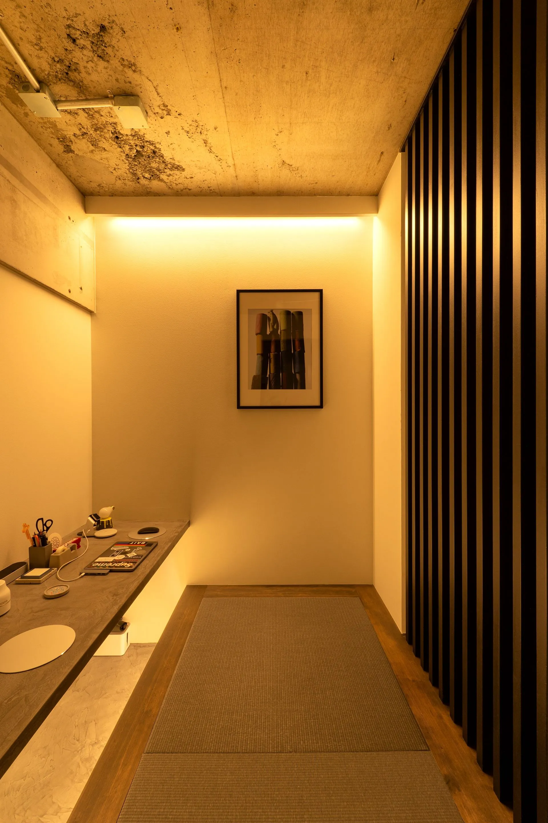 暮らしと仕事の新しいカタチ。リビングワークスペースの「光と影」