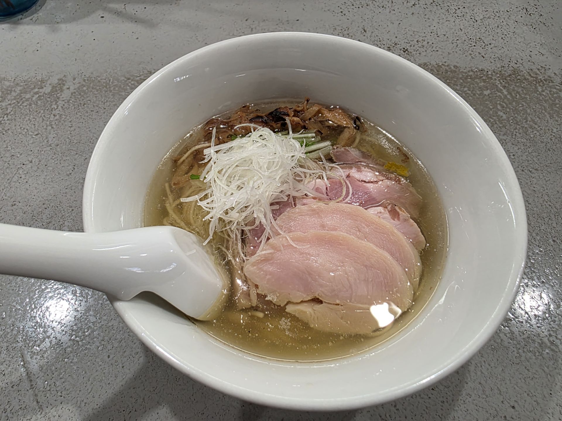 静岡で海が見える家に暮らす　～リノベ不動産静岡草薙店～