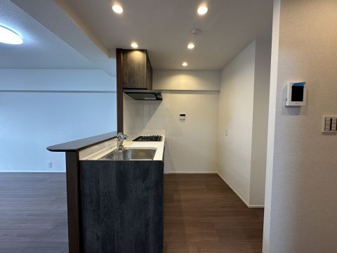 カウンターキッチンなので、お子様の様子を伺いながらお料理ができます◎