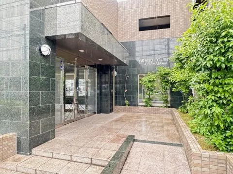 子育て世帯や静かな環境を求める方にとって、魅力的なマンションですね!
