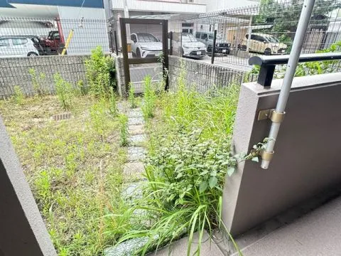 1階ならではの専用庭付です。ガーデニングが趣味の方にもお勧めです!