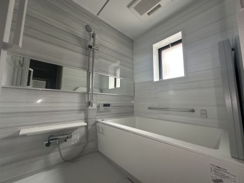 広々として収納スペースがしっかりとある玄関◎