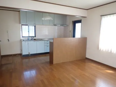 2面採光ですので、明るく風通しのいい爽やかなお部屋になります。