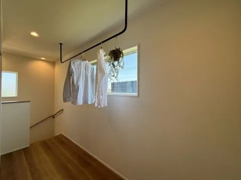 サンルームとしても使える二階のホール。