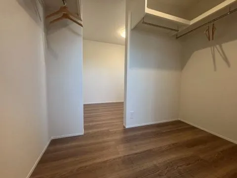 ３帖もの広さのウォークインクローゼット。