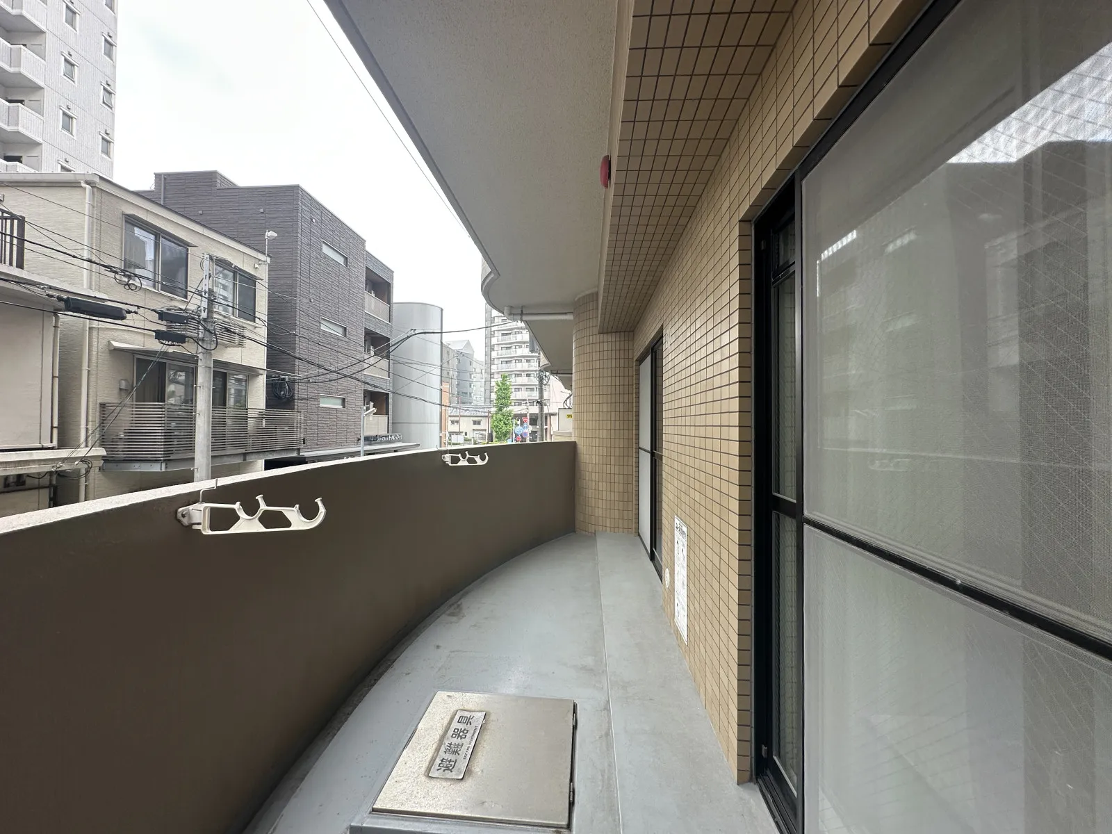 奥行があり、広々としたバルコニー◎ 洗濯物がたくさん干せそうな広々としたバルコニー◎