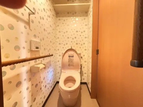 トイレです。リフォームやリノベーションもご相談ください。