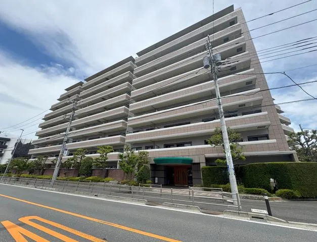 【１９９７年築】ＪＲ「藤沢」駅より徒歩１０分。都心出やすく、鎌倉エリアにもお出掛けしやすい立地です！