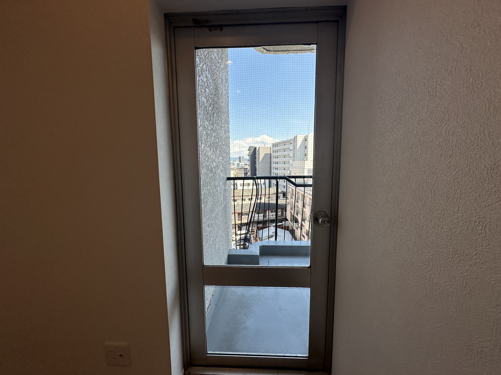 バルコニーは２つあるので、用途によって使い分けも可能◎