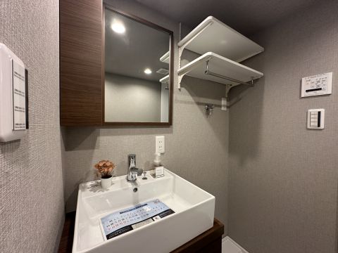 広々として収納スペースがしっかりとある玄関◎