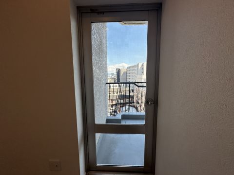 バルコニーは２つあるので、用途によって使い分けも可能◎