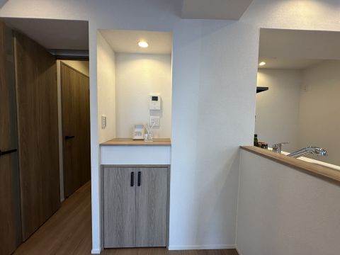 趣味の物や小物入れに最適な収納棚◎