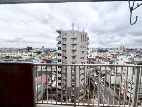 ベランダからの景色です。