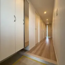【玄関】扉を開けた瞬間から上質な住空間が広がります!