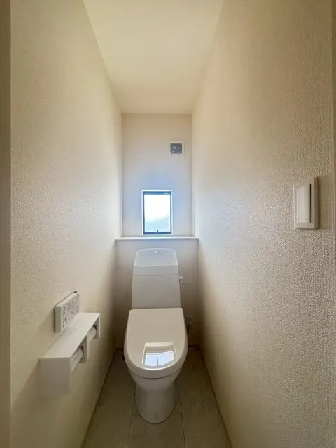 2階にもトイレがあり、便利です。