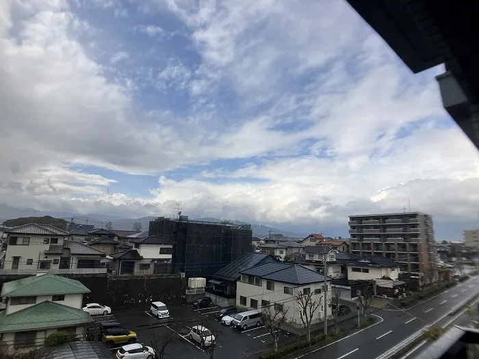 遮蔽物も少なく眺望良好です。陽当たりも良く気持ちよく過ごすことが出来ます。