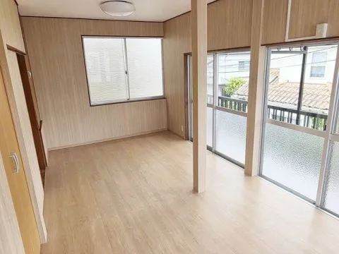 リフォーム歴あり！全居室6帖以上ある広々とした室内が魅力の中古住宅♪
