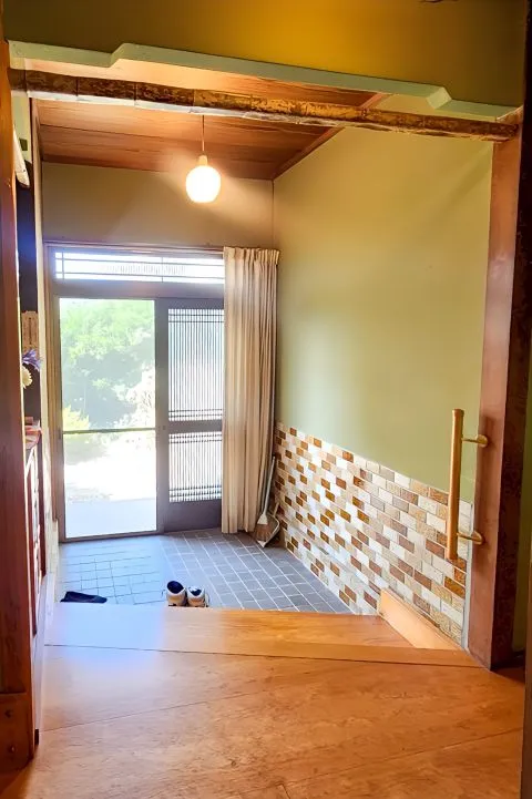 2階建て玄関