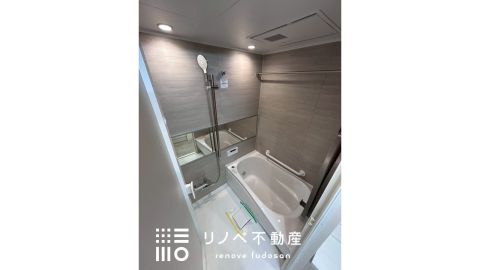 UB新規取り換え済み！ 浴室乾燥暖房機能付き ブラウン基調の落ち着いたバスルーム♪