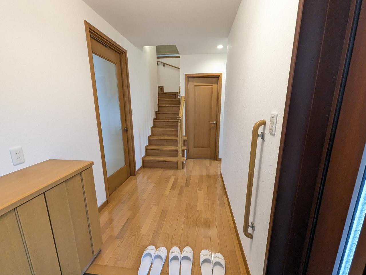 広い玄関ホール