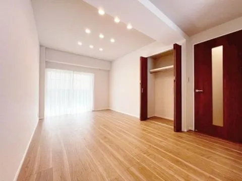専用庭付きの1LDKのお部屋♪新規リノベーション実施済み！