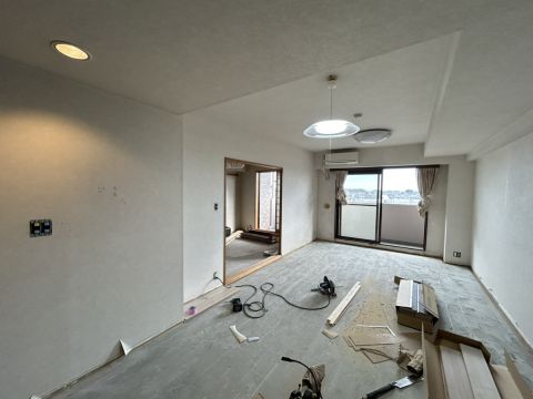 リフォーム工事中♪10月下旬完成予定