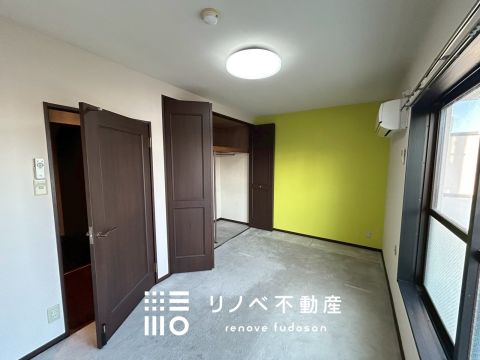 室内（2025年9月）撮影 クロス、床張替・建具交換予定 リフォーム完了時期：2025年12月