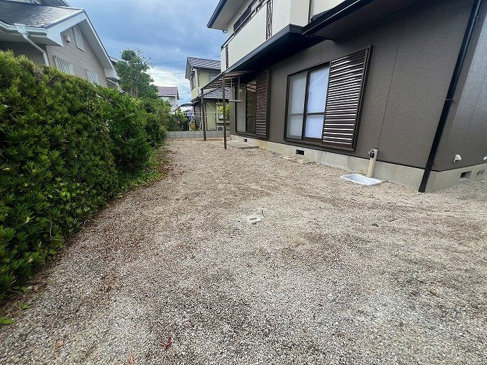 お庭です。BBQやお子様のプールなどご家族で楽しめそうです。
