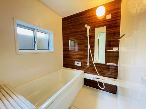 浴室も新品交換済みです。綺麗なお風呂でゆっくりとリラックス。