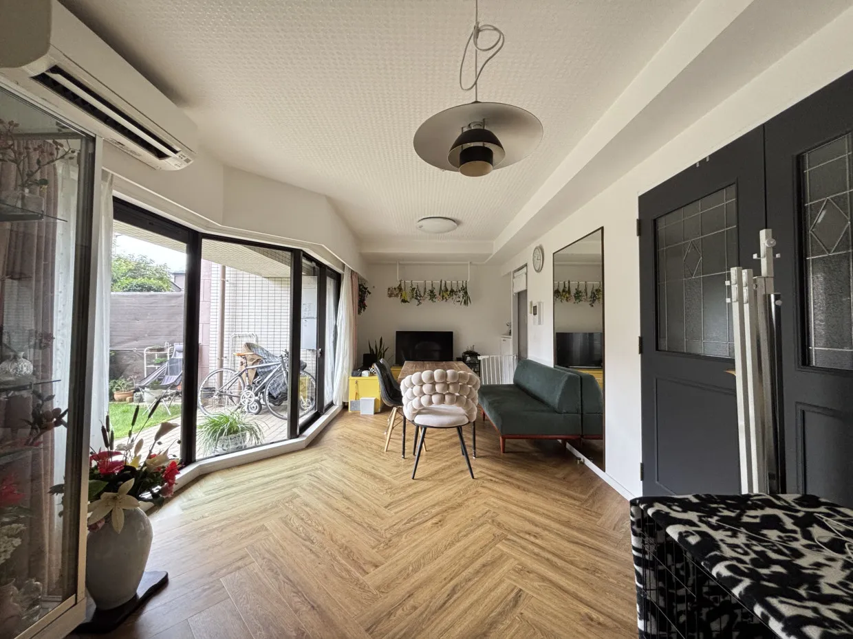 50㎡超えの専用庭のあるお部屋です。