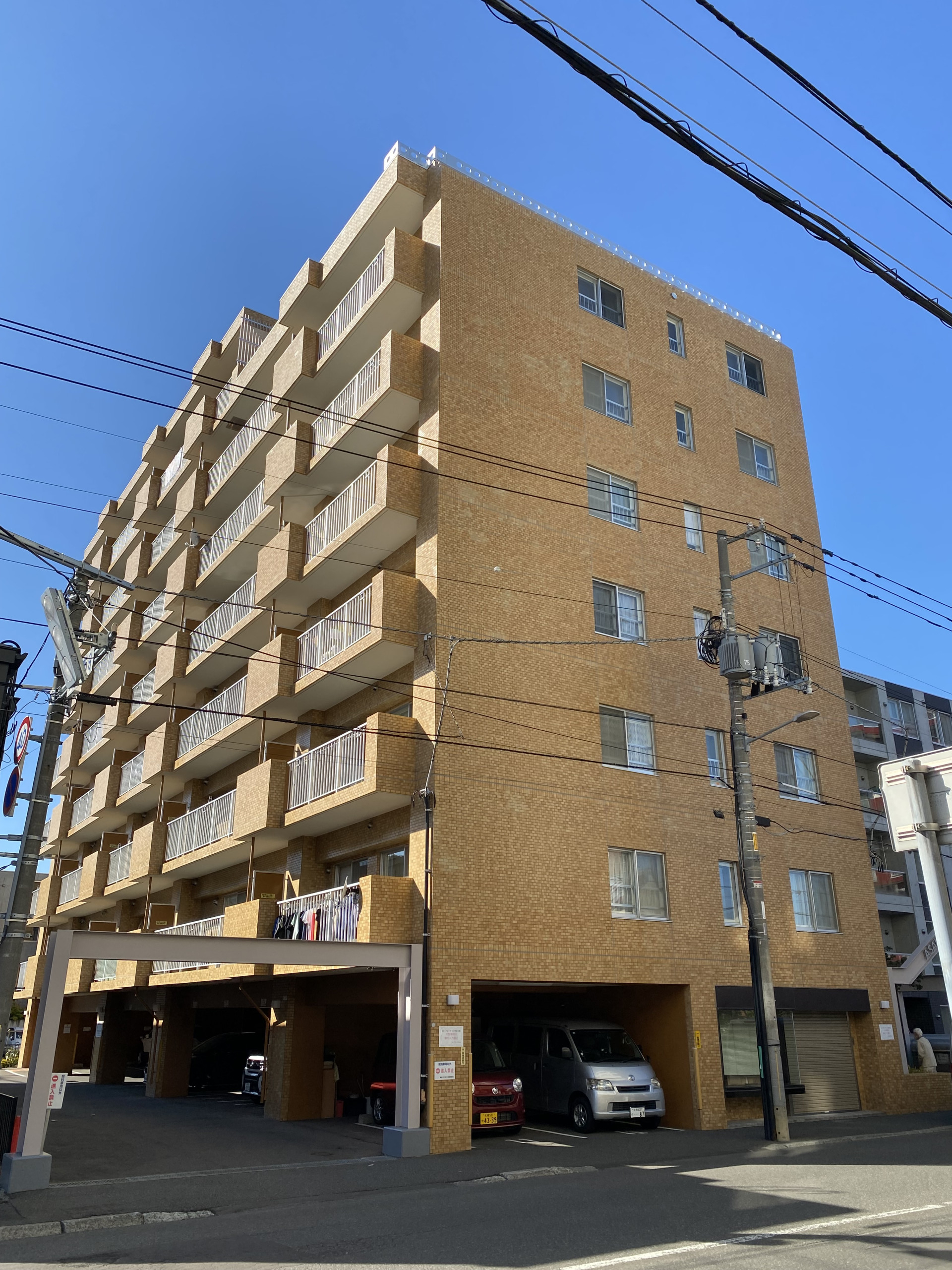 朝日プラザ南16条の売出し中の物件情報