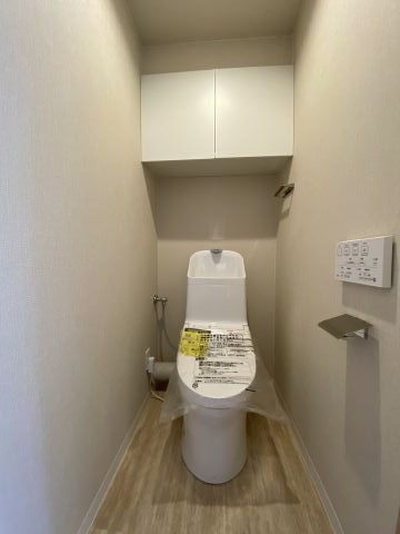 温水洗浄便座付トイレ