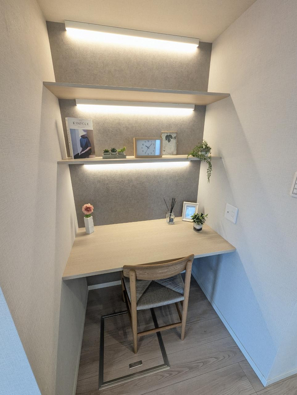 リモートワークしやすいデスクスペース付きです