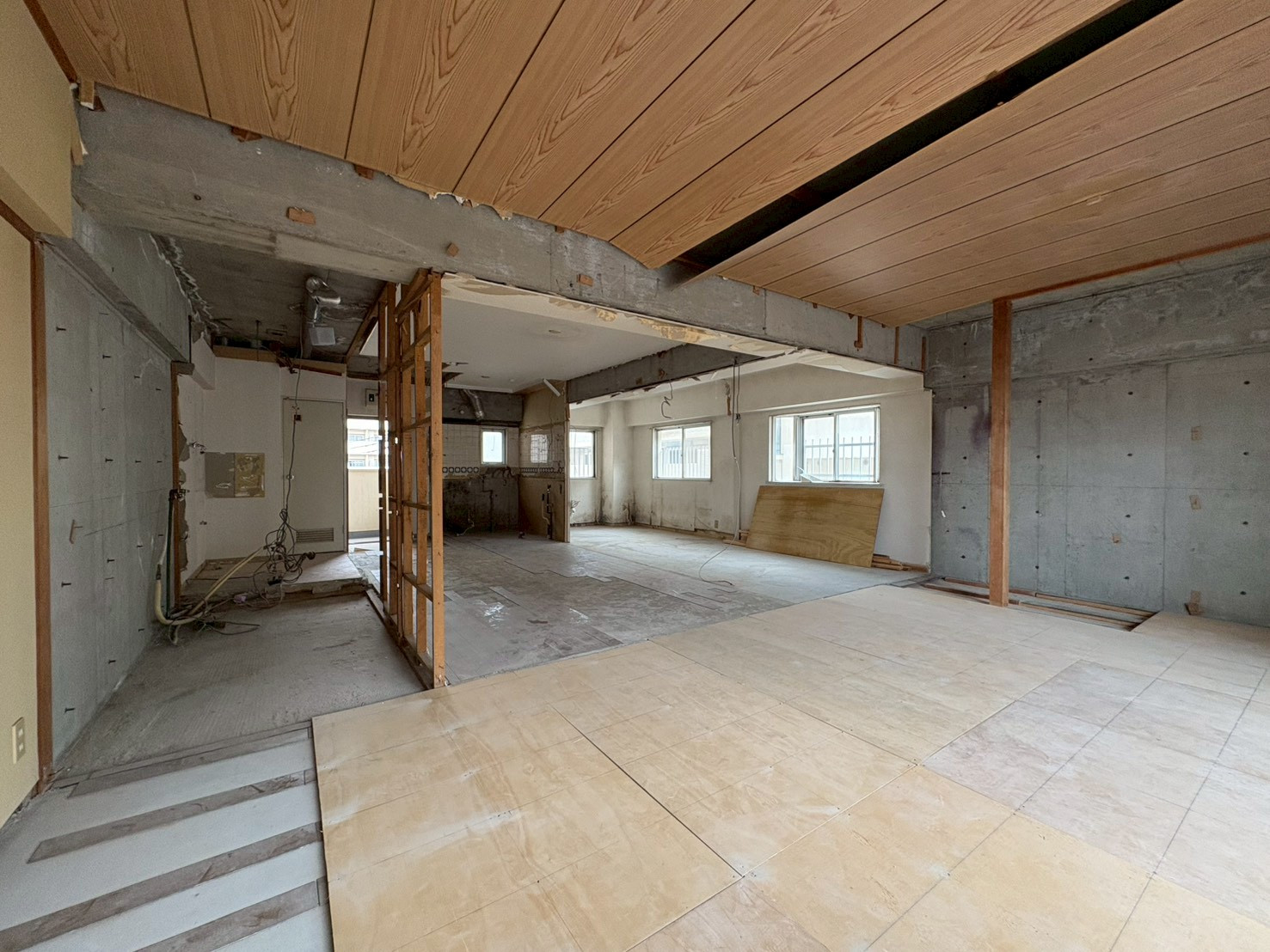 現況です。お好きにリノベーションが可能です。