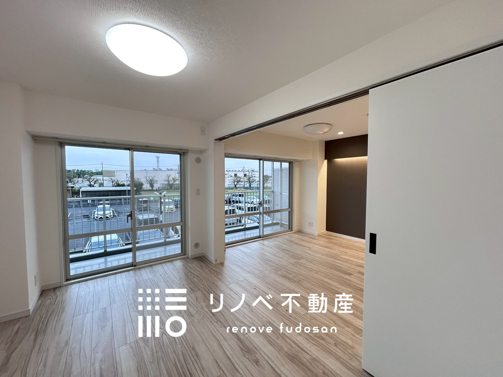 仕切って個室、開ければ開放的なリビングとしても使える間取り。ワークスペースや子ども部屋にもおすすめです