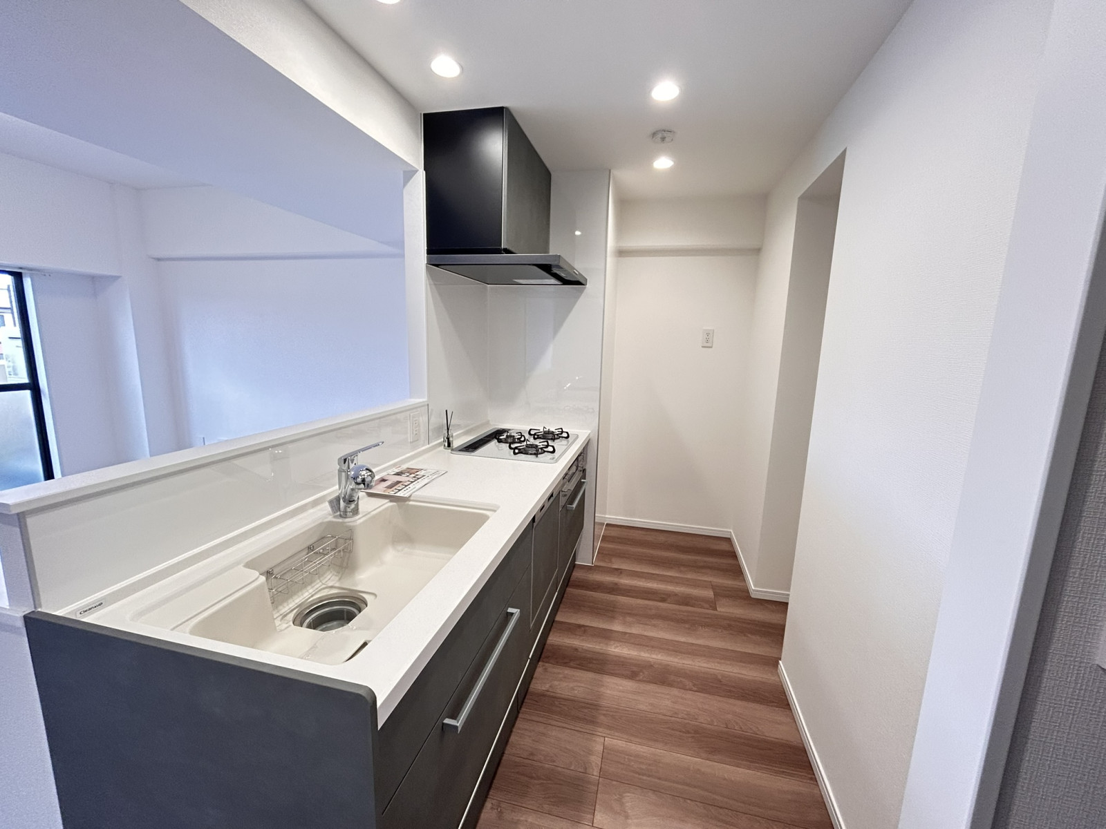 クリナップのラクエラキッチンです