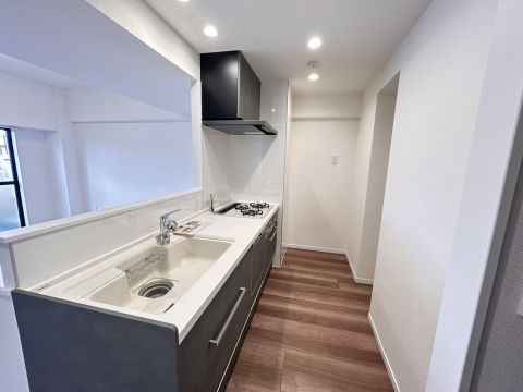 クリナップのラクエラキッチンです