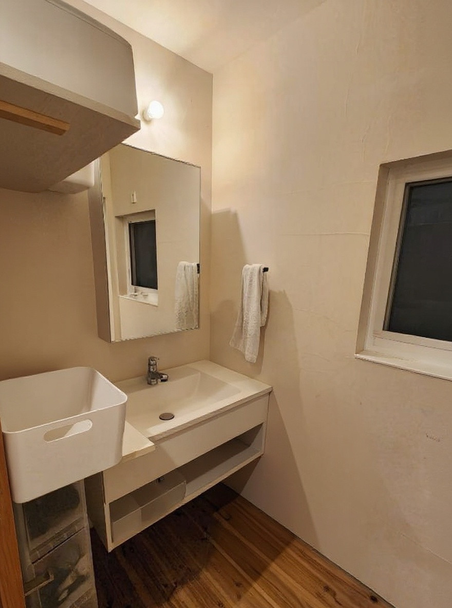 室内画像は、実際の現地写真から、家具類を CGにて消去したイメージ画像です。