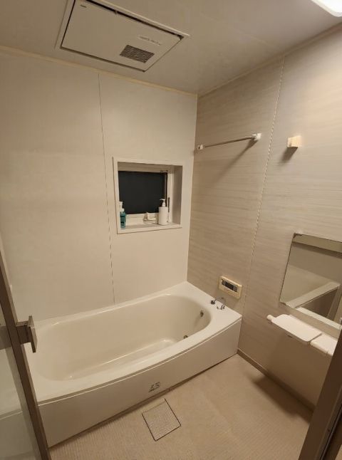 室内画像は、実際の現地写真から、家具類を CGにて消去したイメージ画像です。