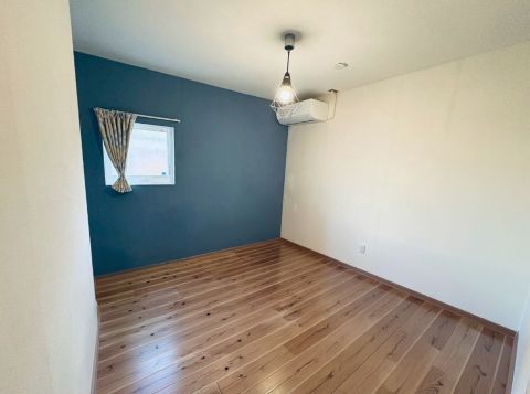 室内画像は、実際の現地写真から、家具類を CGにて消去したイメージ画像です。