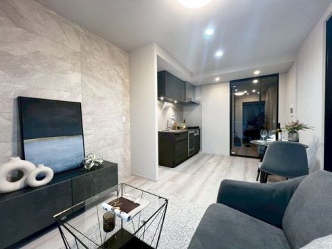 2023年築の築浅マンション！元々綺麗なお部屋を、更に一部リフォーム実施♪