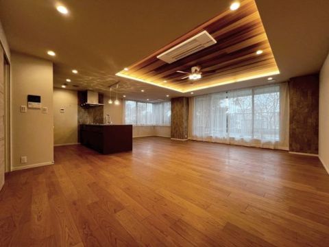 【専有面積164.42m2】広さと高級感あふれるリノベーションが魅力のお部屋。