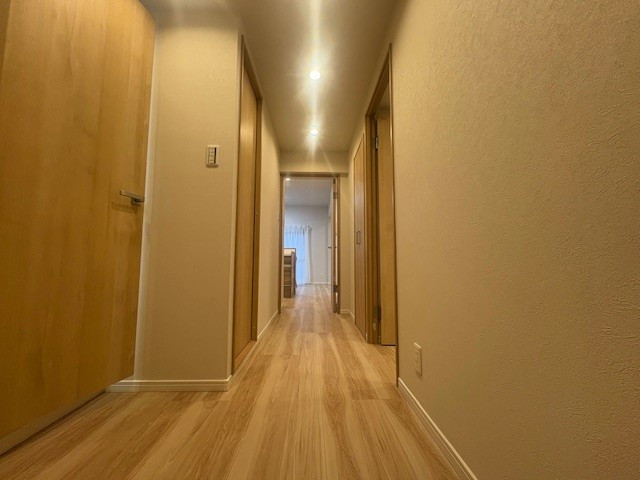 廊下です。柔らかな雰囲気に仕上がっております。