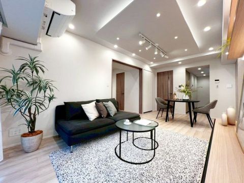 令和3年築の築浅マンション！