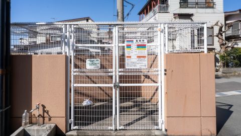 敷地内のごみ集積所です