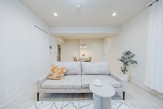 【リビングダイニング】約19.1帖大きな家具を置いてもくつろげる広さがあります。