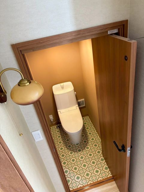 レトロな空間が落ち着くトイレ。