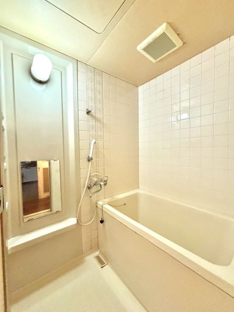 浴室。水回りのリノベーションもご相談ください。