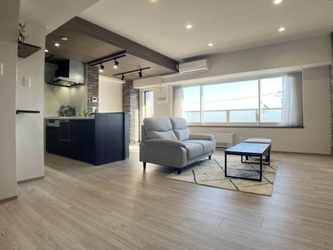 友達や家族を呼ぶ日が楽しみ！理想のリビングのイメージ広がりおうち時間がますます充実しそう。