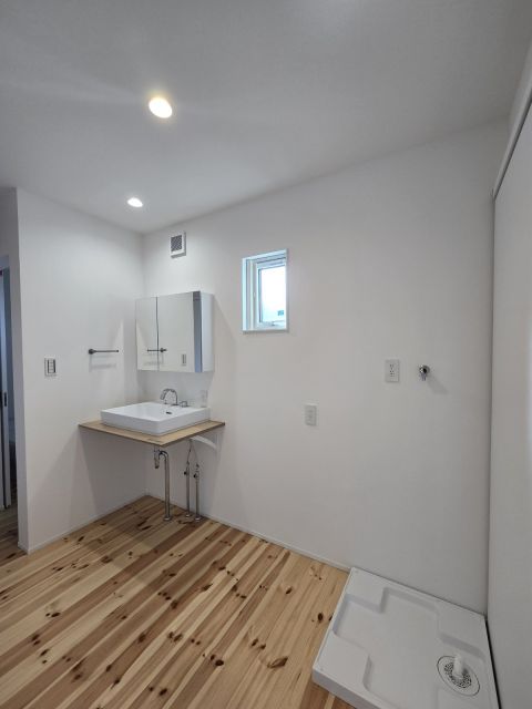 広々とした洗面スペース。